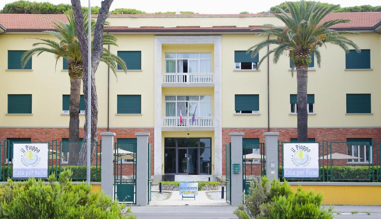 Casa Per Ferie Il Pioppo Hotel Marina di Massa Exterior photo