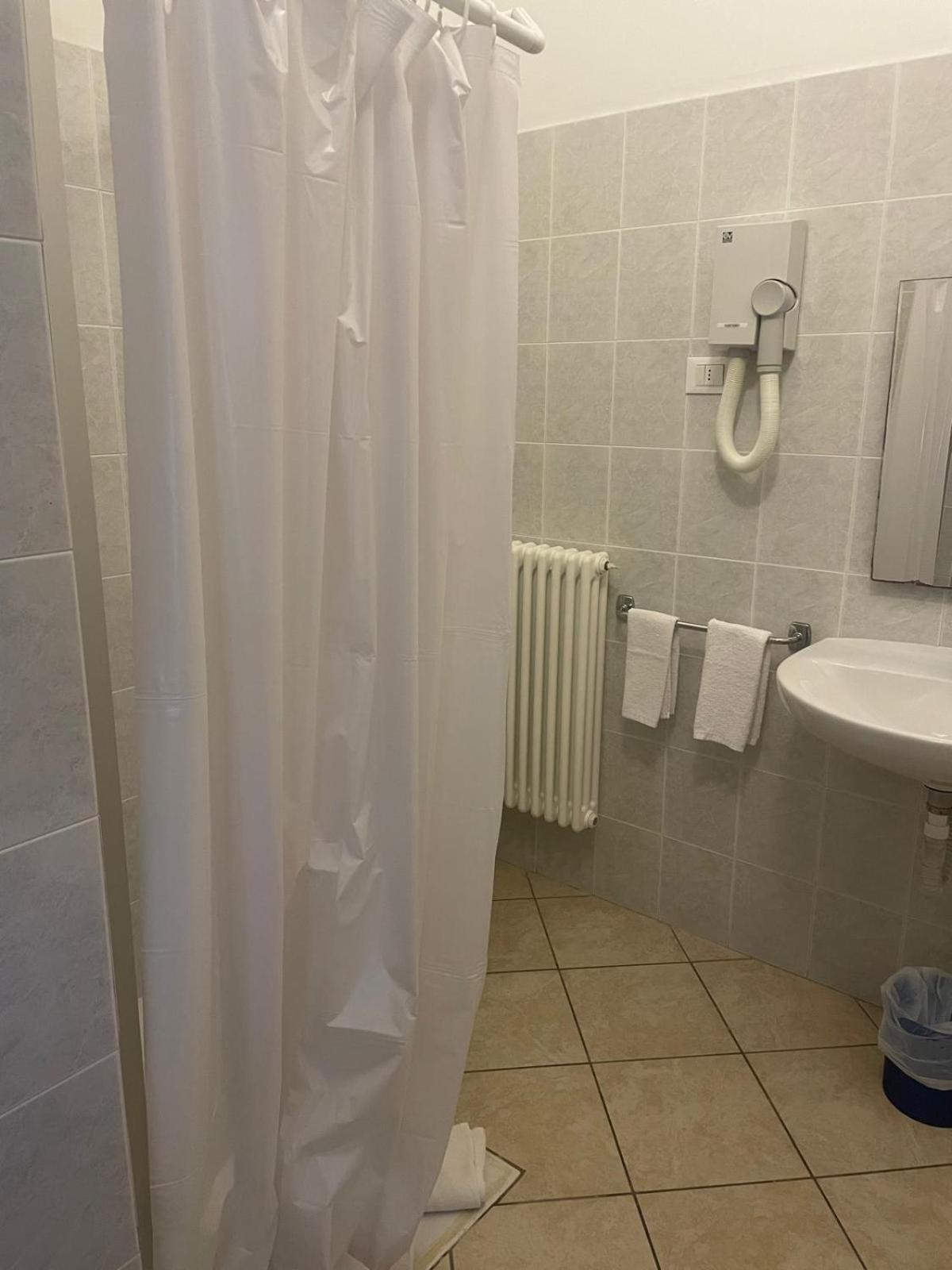 Casa Per Ferie Il Pioppo Hotel Marina di Massa Room photo